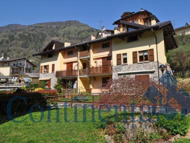 Appartamento in vendita a Castello, Piazza Brembana