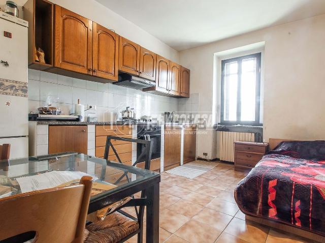Appartamento in vendita a Guanzate, Lombardia