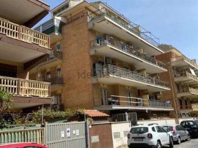 Appartamento in vendita a Lido di Ostia, Roma Capitale