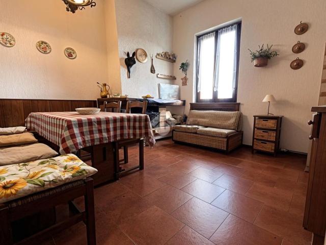 Appartamento in vendita a San Fermo, Grone