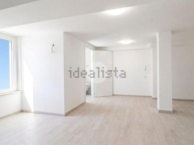 Appartamento in vendita a Marina di sotto, Marche