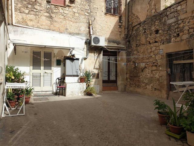 Appartamento in vendita a Modica Alta, Marina Di Modica