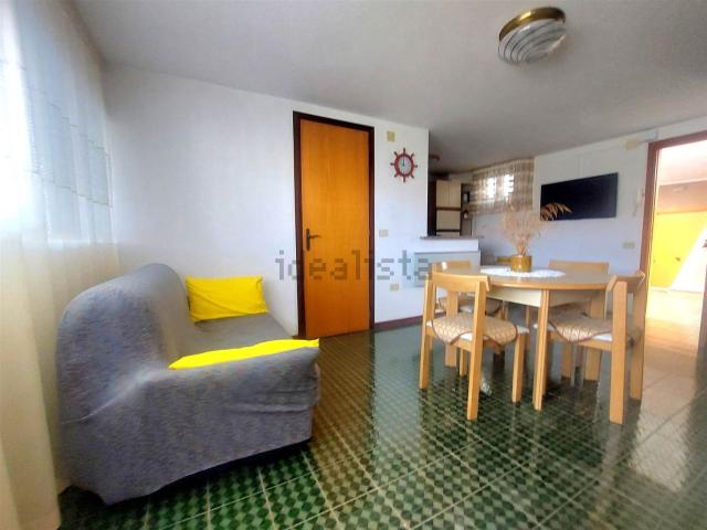 Appartamento in vendita a Follonica, Toscana