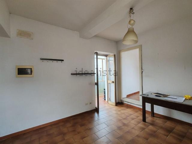 Appartamento in vendita a Cervara, Marina Di Massa