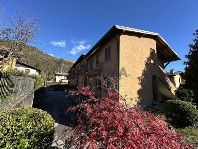 Appartamento in vendita a Rovetta, Lombardia