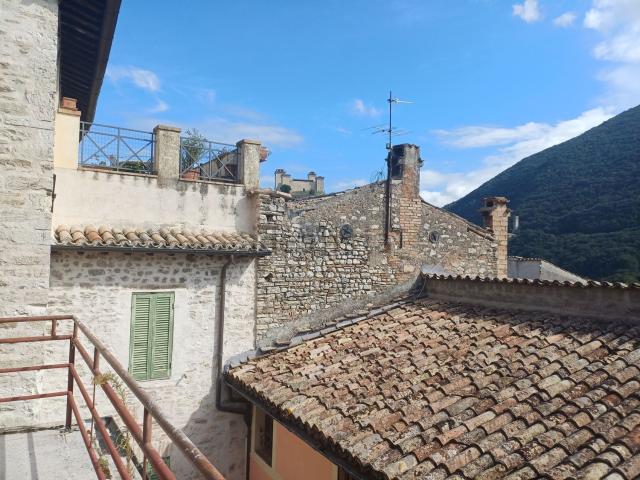 Appartamento in vendita a Spoleto, Perugia