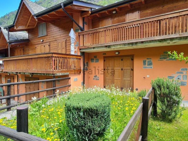 Appartamento in vendita a Spriana, Sondrio