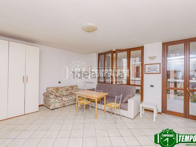 Appartamento in vendita a Casa Tossa, Voghera