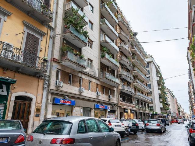 Appartamento in vendita a Municipio 1, Puglia