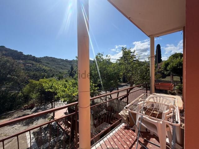 Appartamento in vendita a Diano Castello, Liguria