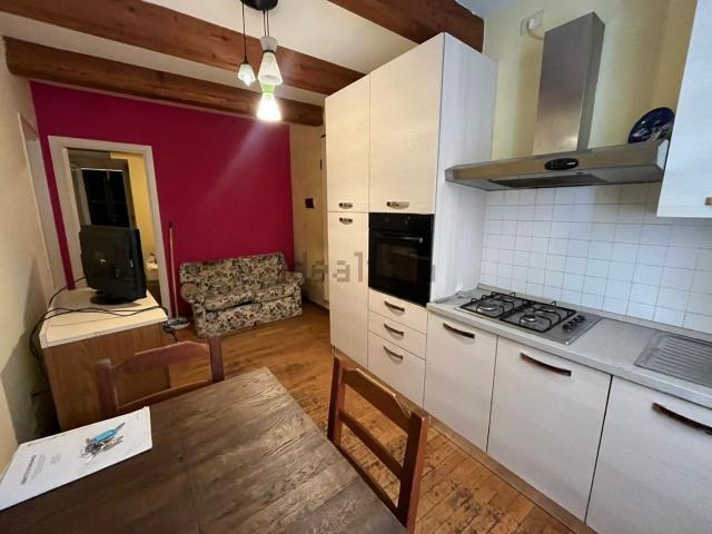 Appartamento in vendita a Centro Storico, Marche