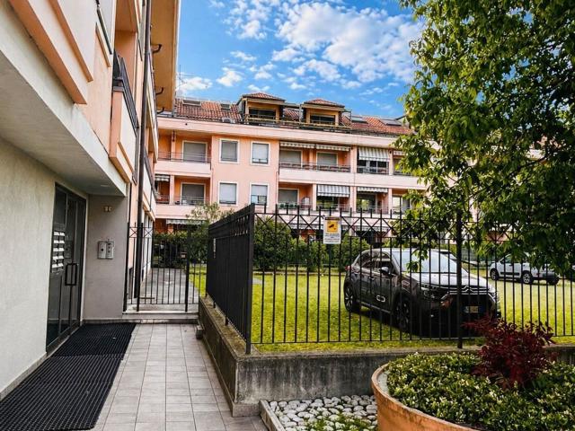 Appartamento in vendita a Pregnana Milanese, Milano