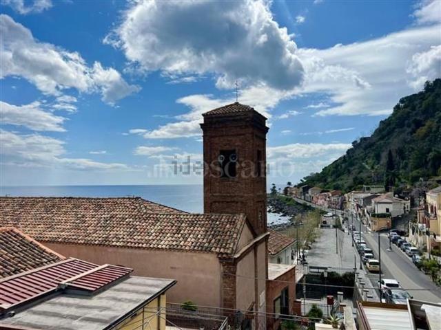 Appartamento in vendita a Acireale, Sicilia