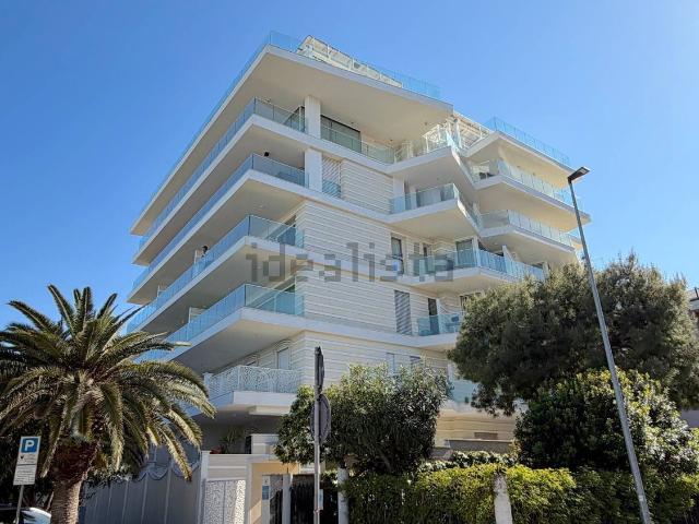 Appartamento in vendita a Marina di sotto, Marche
