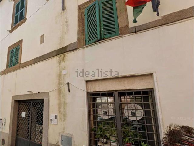 Appartamento in vendita a Capranica, Lazio