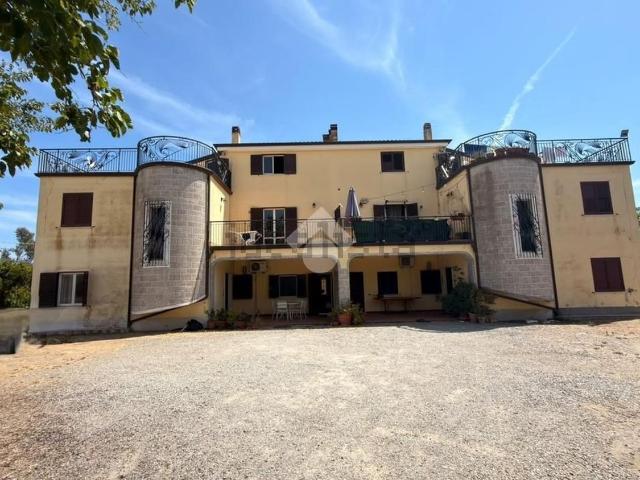 Appartamento in vendita a Calabria, Crotone