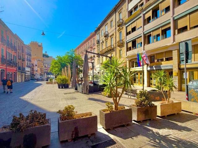 Appartamento in vendita a Stampaxi/Stampace, Cagliari