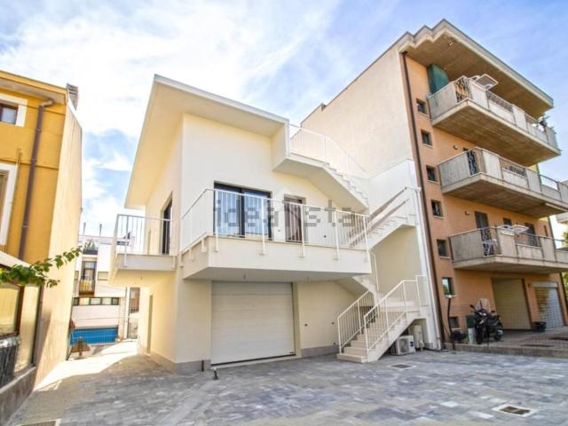 Appartamento in vendita a Centro, Marche