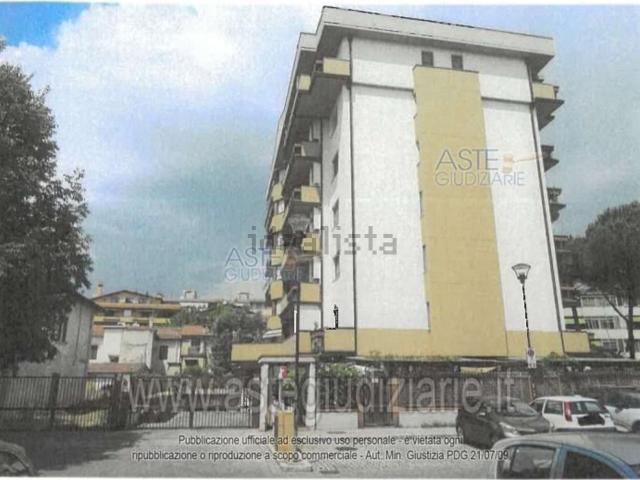 Appartamento in vendita a Prato, Toscana
