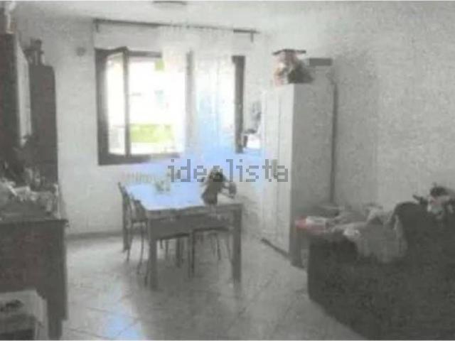 Appartamento in vendita a Prato, Toscana