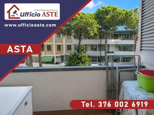 Appartamento in vendita a Prato, Toscana