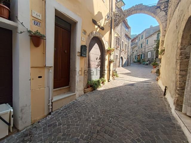 Appartamento in vendita a Piglio, Lazio