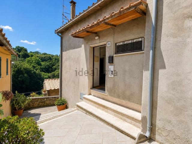 Appartamento in vendita a Ischia Di Castro, Lazio