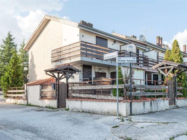 Appartamento in vendita a Castel Di Sangro, Abruzzo
