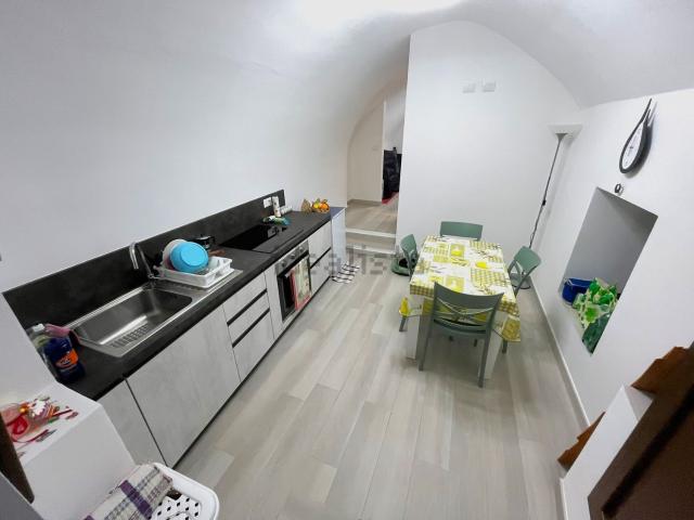 Appartamento in vendita a Camporosso, Liguria