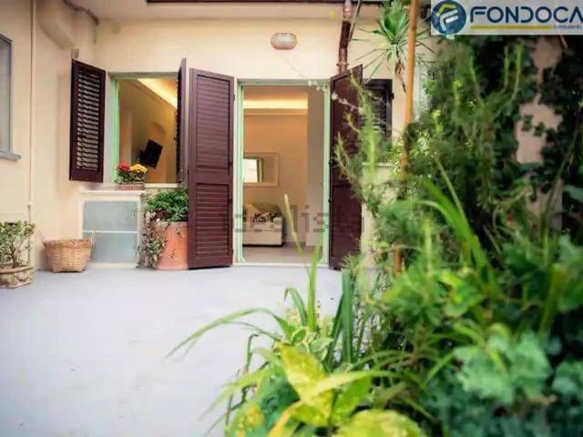 Appartamento in vendita a Roma Imperiale, Forte Dei Marmi