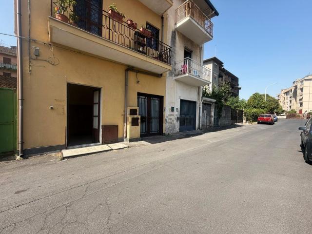 Appartamento in vendita a Picanello-Ognina-Barriera-Canalicchio, Catania