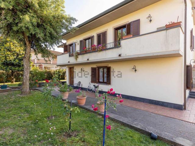 Appartamento in vendita a Crespina Lorenzana, Cenaia