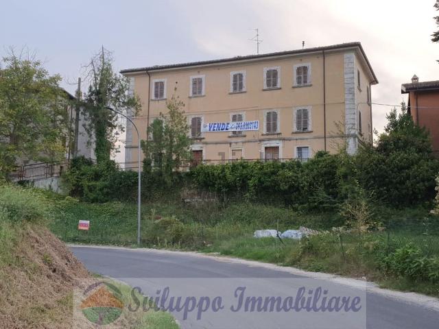 Appartamento in vendita a Castello, Marche