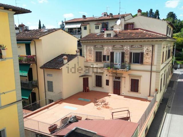 Appartamento in vendita a Quartiere 3, Firenze