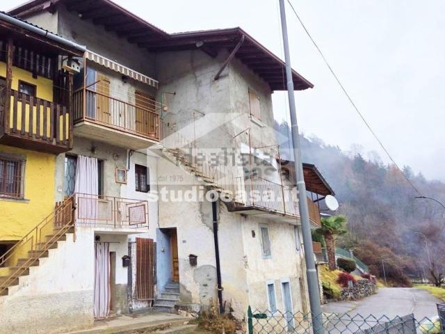 Appartamento in vendita a Ardesio, Lombardia
