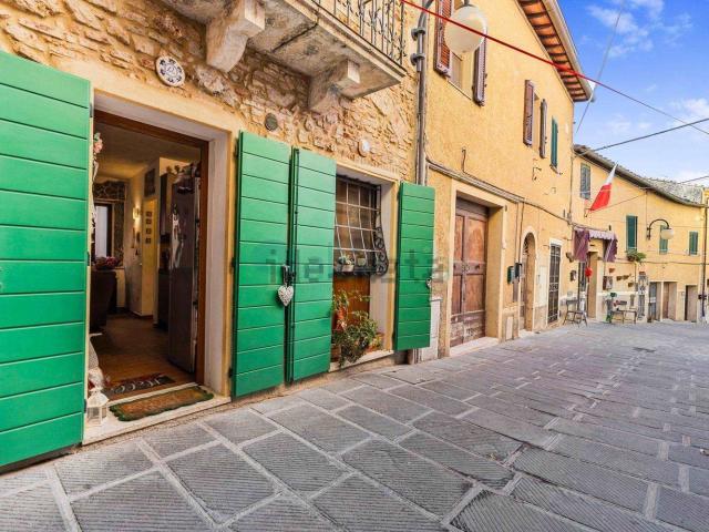 Appartamento in vendita a Montepescali, Grosseto
