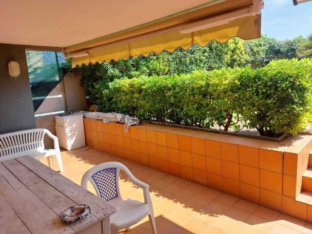 Appartamento in vendita a Marina di Carrara, Carrara