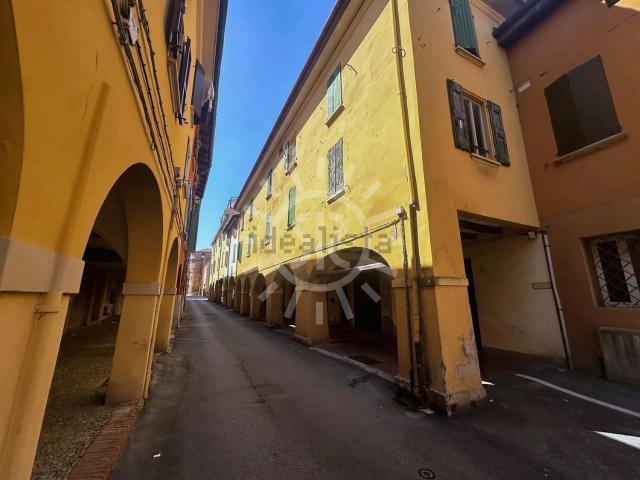 Appartamento in vendita a Castel San Pietro Terme, Bologna