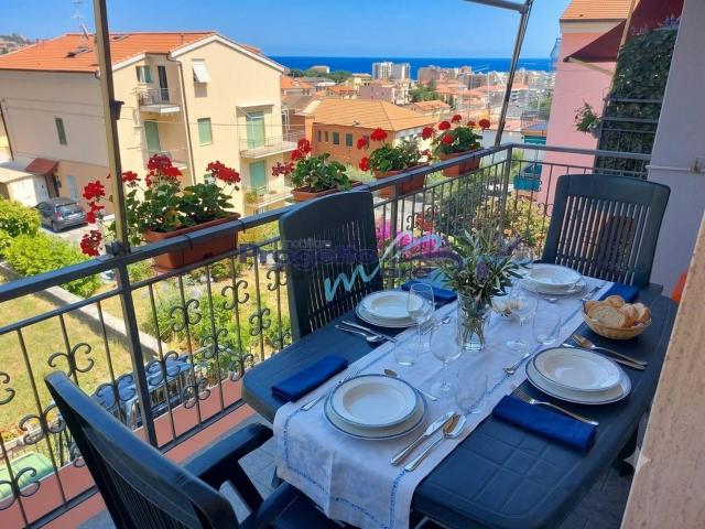 Appartamento in vendita a Pietra Ligure, Liguria