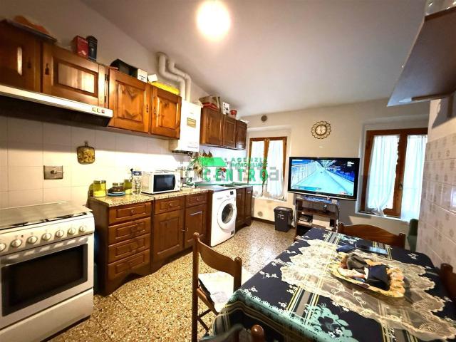Appartamento in vendita a Lecchi, Toscana