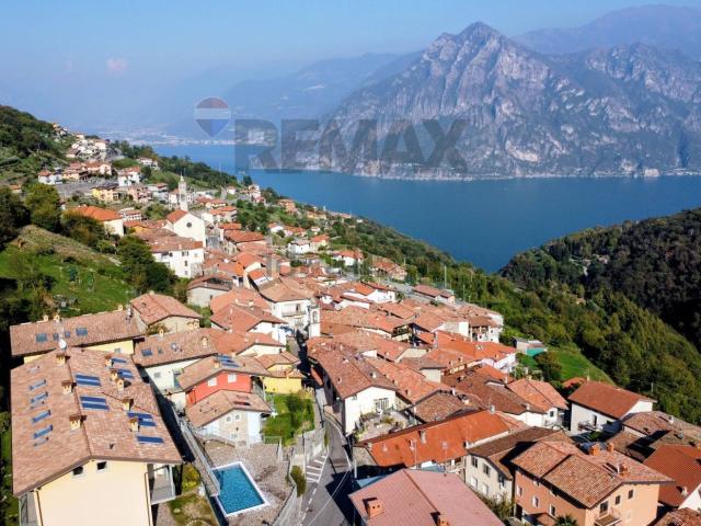 Appartamento in vendita a Fonteno, Bergamo