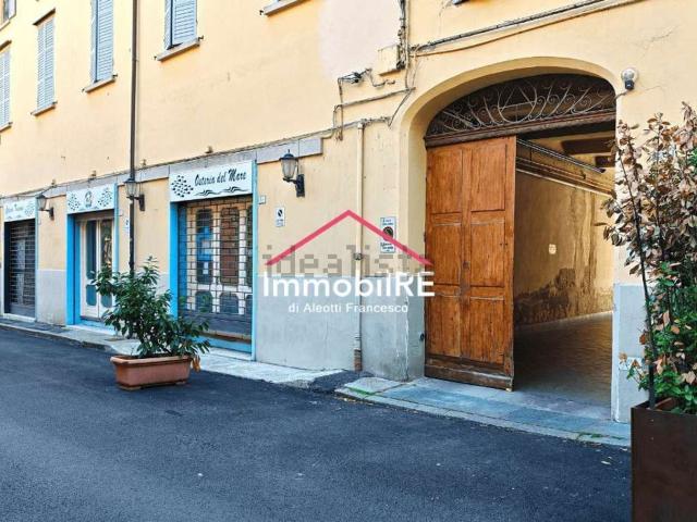 Appartamento in vendita a San Pietro città, Re