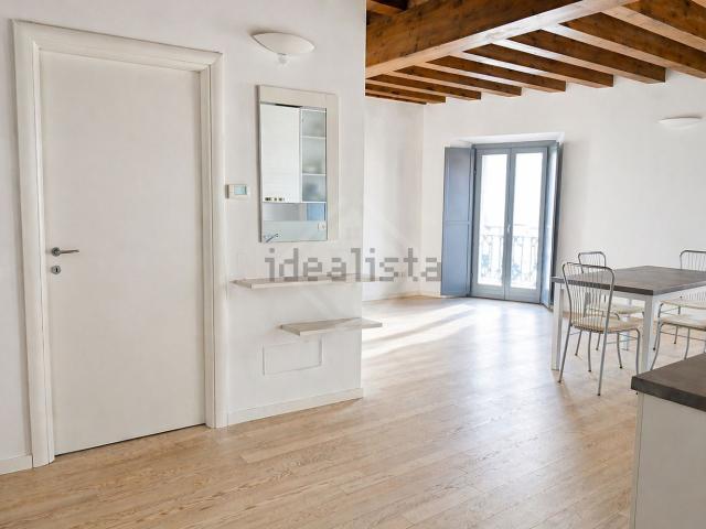 Appartamento in vendita a Samarate, Lombardia
