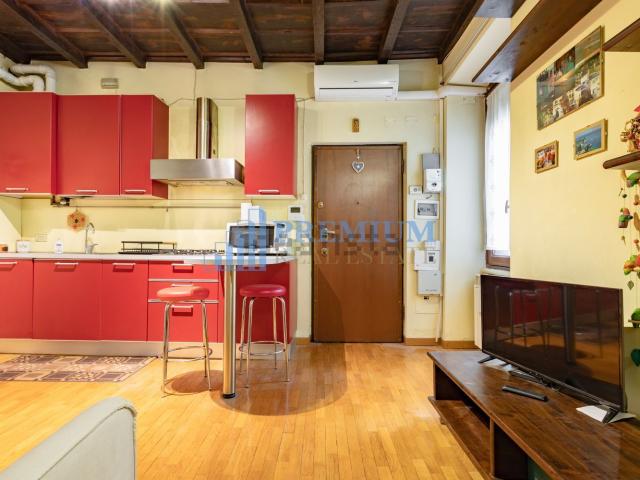 Appartamento in vendita a Municipio 1, Milano