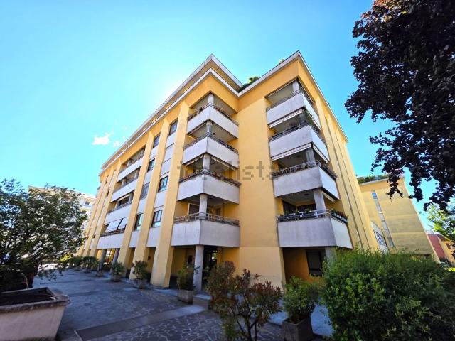 Appartamento in vendita a Oltresempione, Legnano