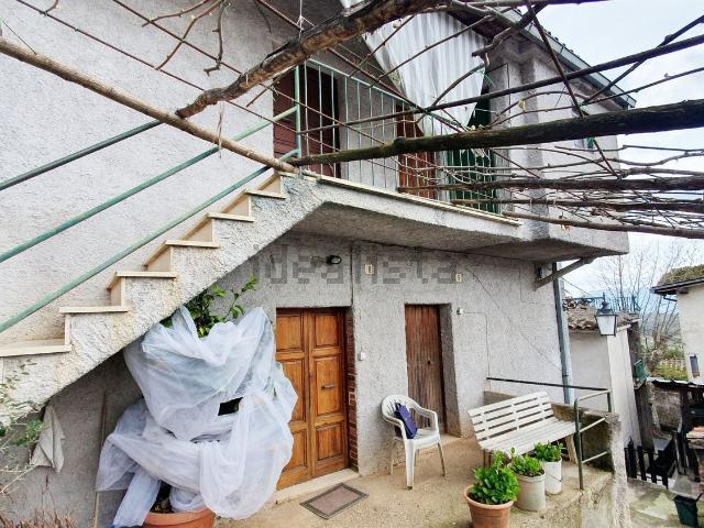 Appartamento in vendita a Serrone, Lazio