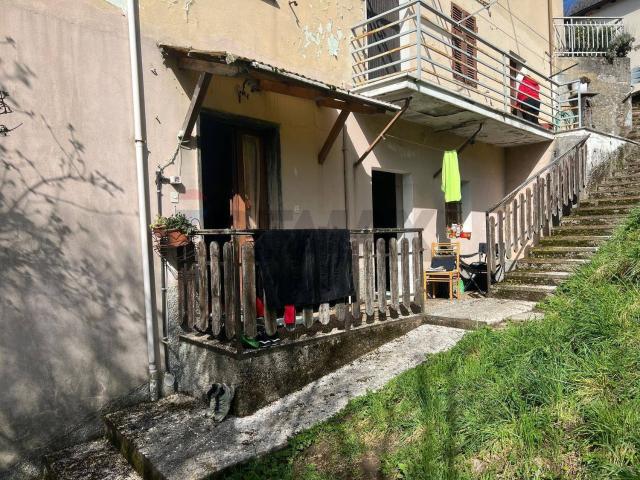 Appartamento in vendita a Varese Ligure, Liguria