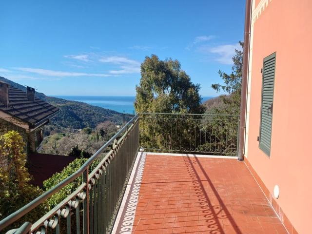 Appartamento in vendita a Bracco, Moneglia