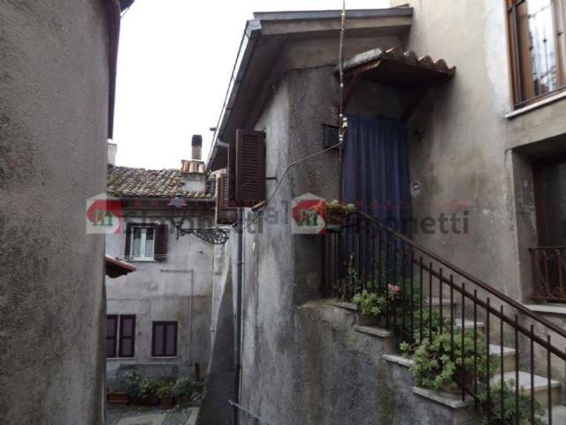 Appartamento in vendita a Carsoli, Abruzzo