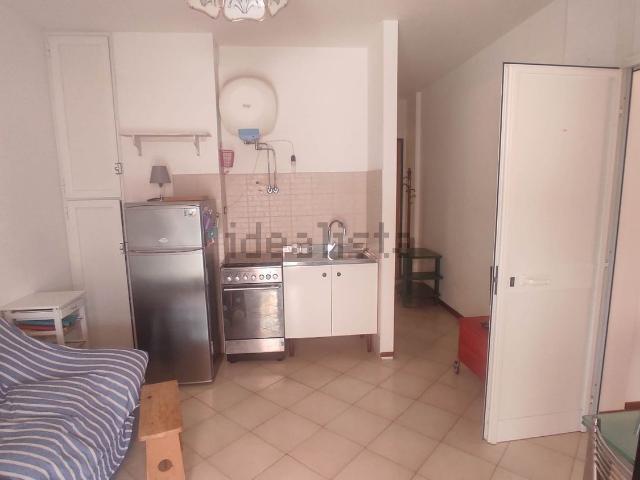 Appartamento in vendita a Marina di Carrara, Carrara